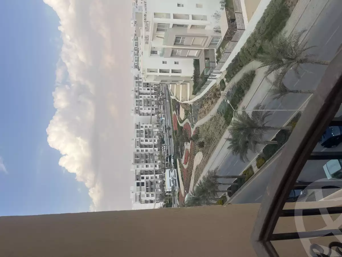 https://aqarmap.com.eg/en/listing/5969460-for-rent-cairo-new-cairo-compounds-hyde-park-centre-ville-hyde-park