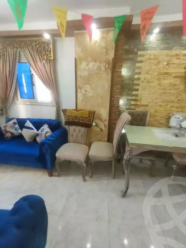 https://aqarmap.com.eg/en/listing/5649966-for-sale-alexandria-bahray-el-anfoshy-saqr-basha-st