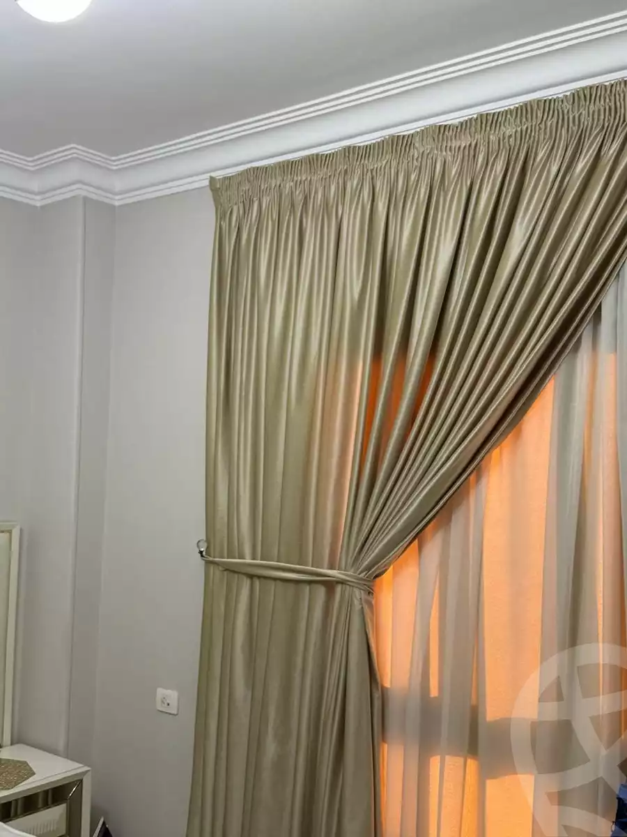 https://aqarmap.com.eg/en/listing/5650870-for-sale-cairo-el-sheikh-zayed-city-el-hay-el-khames