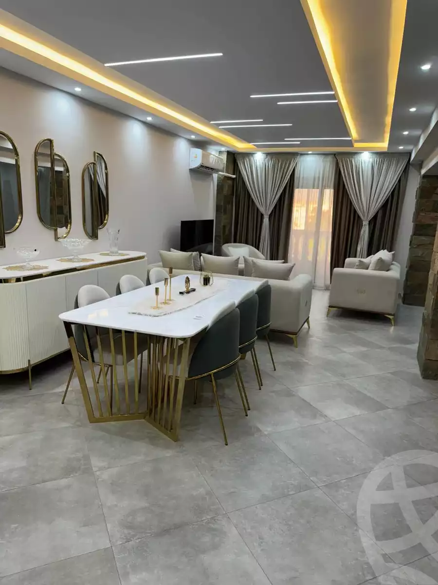 https://aqarmap.com.eg/en/listing/5650870-for-sale-cairo-el-sheikh-zayed-city-el-hay-el-khames