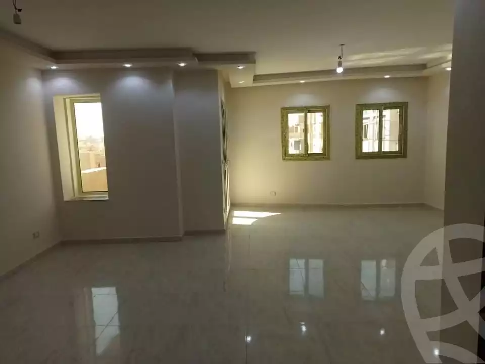 https://aqarmap.com.eg/ar/listing/5651715-for-rent-cairo-mokattam-lhdb-l-ly