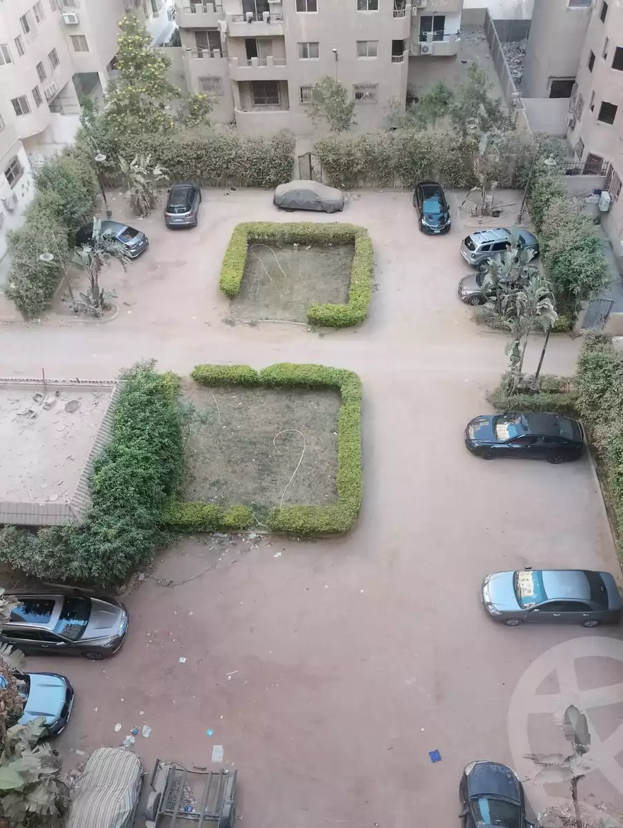 https://aqarmap.com.eg/en/listing/5652367-for-sale-cairo-mokattam-el-hadabah-el-wosta-compounds-palm-city