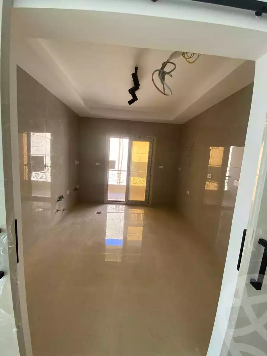 https://aqarmap.com.eg/ar/listing/5653430-for-rent-cairo-new-cairo-el-lotus-lotus-north-lmntq-lthny-llwts-lshmly