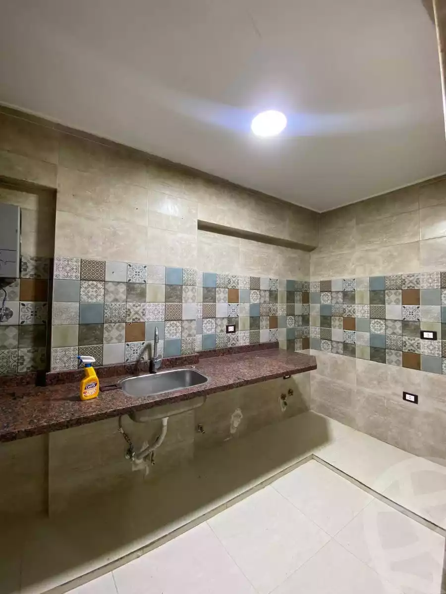 https://aqarmap.com.eg/en/listing/5653435-for-sale-alexandria-l-jmy-lbytsh-el-reyad-st