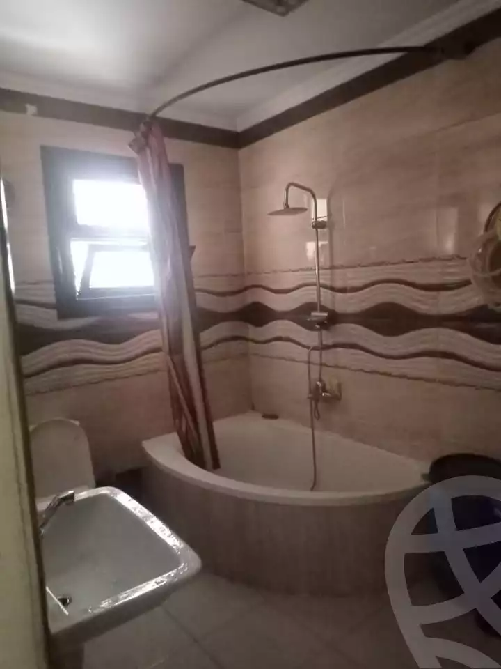 https://aqarmap.com.eg/en/listing/5653909-for-sale-cairo-nozha-2-gesr-el-suez-st