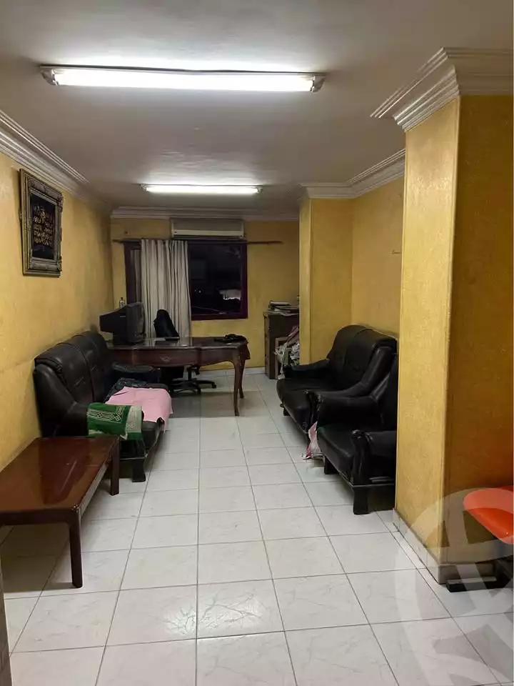 https://aqarmap.com.eg/ar/listing/5656088-for-rent-cairo-downtown-el-azbakya-kamel-sedky-st