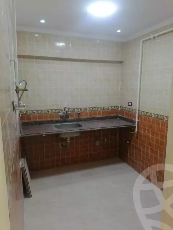 https://aqarmap.com.eg/en/listing/5656778-for-sale-alexandria-l-jmy-lbytsh-al-kaada-st