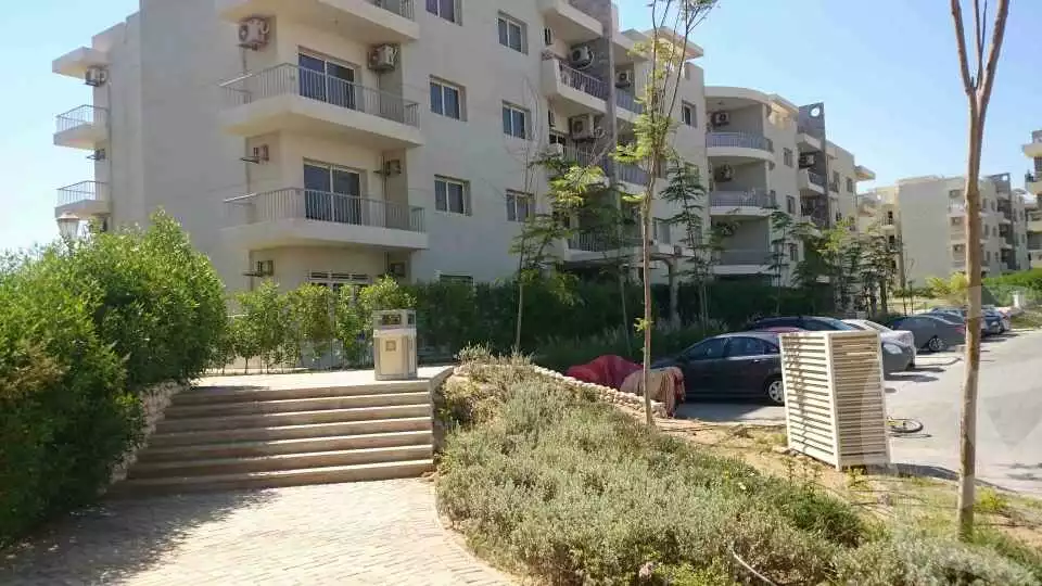 https://aqarmap.com.eg/en/listing/5657111-for-rent-cairo-el-sheikh-zayed-city-compounds-dh-drys