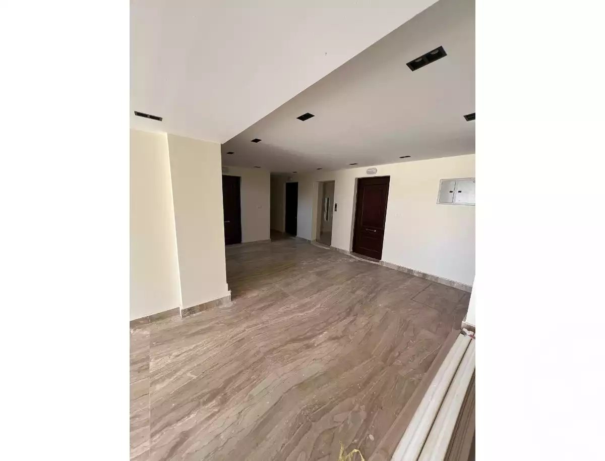 https://aqarmap.com.eg/en/listing/5657387-for-sale-cairo-el-sheikh-zayed-city-compounds-bliss-gate-compound-torec
