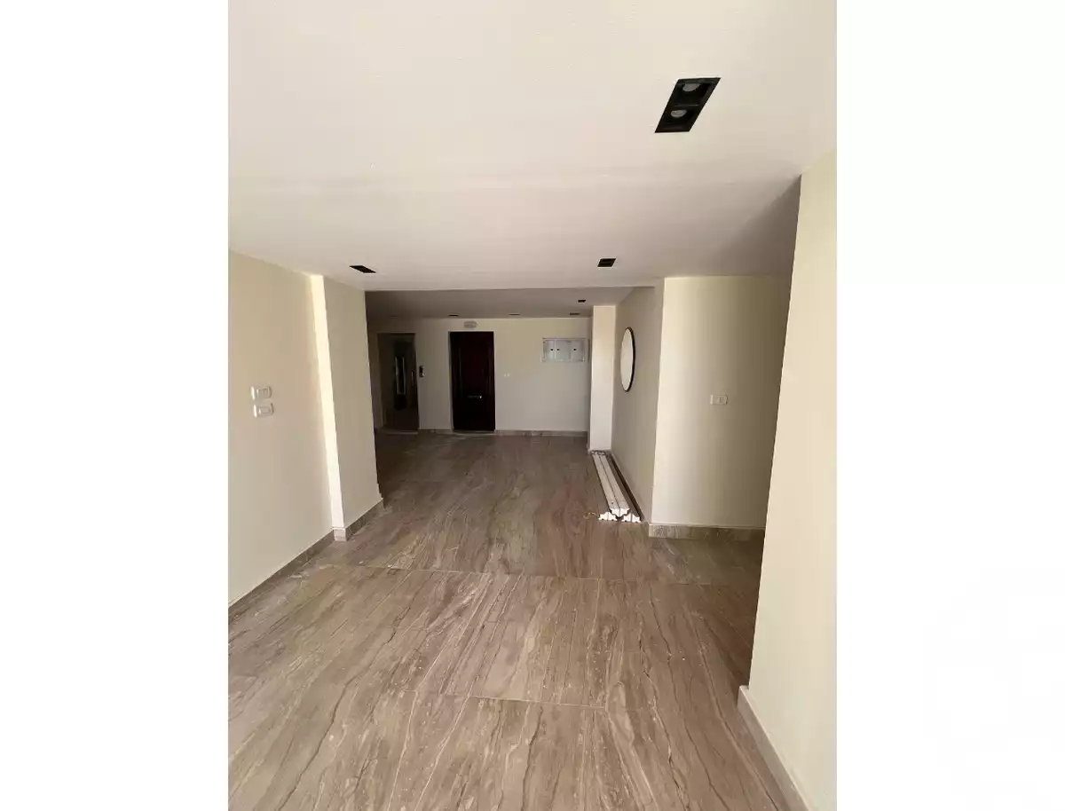 https://aqarmap.com.eg/en/listing/5657387-for-sale-cairo-el-sheikh-zayed-city-compounds-bliss-gate-compound-torec