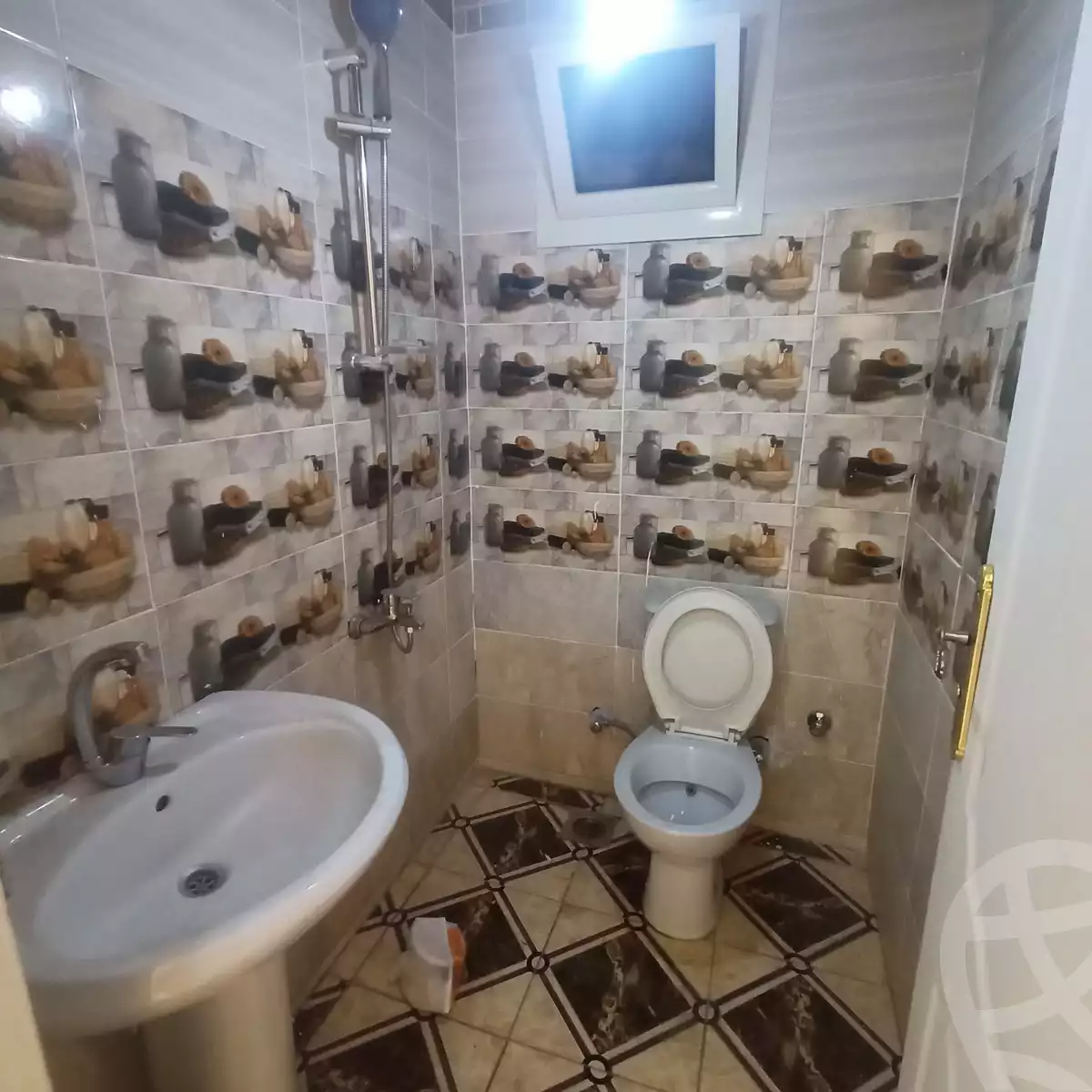 https://aqarmap.com.eg/en/listing/5657935-for-sale-cairo-ain-shams-ain-shams-el-sharkia-el-eshrein-stt