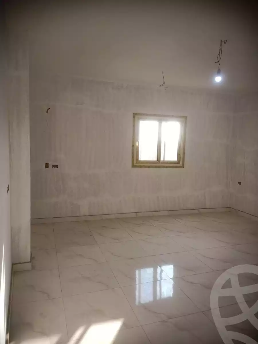 https://aqarmap.com.eg/ar/listing/5658172-for-sale-qalyubia-shubra-el-khaima-el-taawon-city