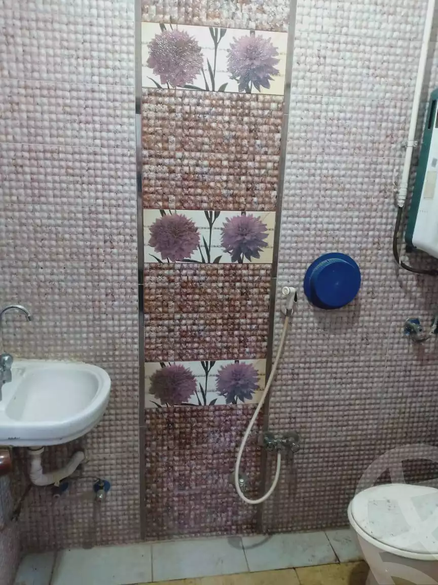 https://aqarmap.com.eg/en/listing/5659148-for-sale-cairo-15th-of-may-mjwr-32
