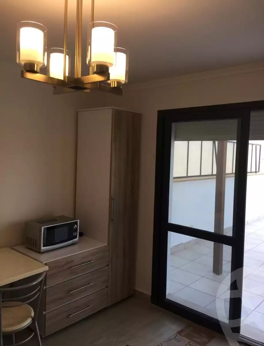 https://aqarmap.com.eg/en/listing/5657420-for-rent-cairo-el-sheikh-zayed-city-compounds-kmbwnd-wyst-twn-swdyk
