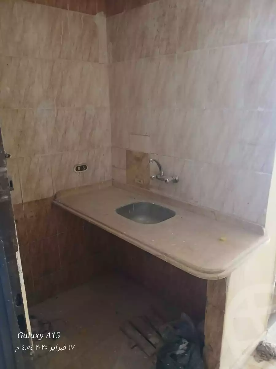 https://aqarmap.com.eg/en/listing/5665922-for-sale-alexandria-l-jmy-el-hanouvel-el-warsha-st