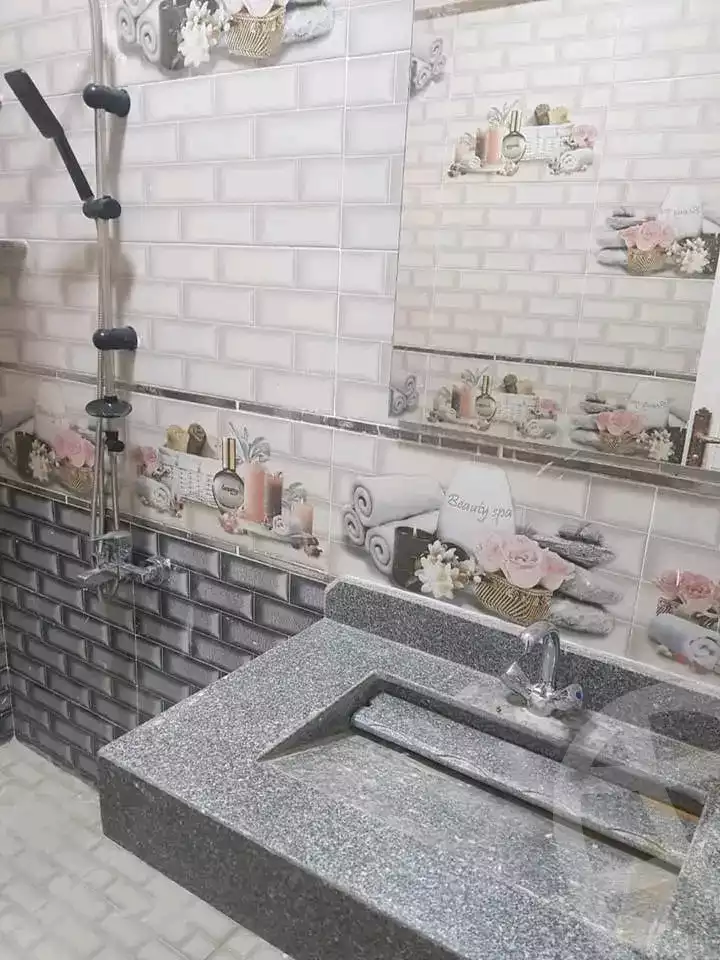 https://aqarmap.com.eg/en/listing/5666792-for-sale-alexandria-l-jmy-lbytsh-el-hanafeya-st