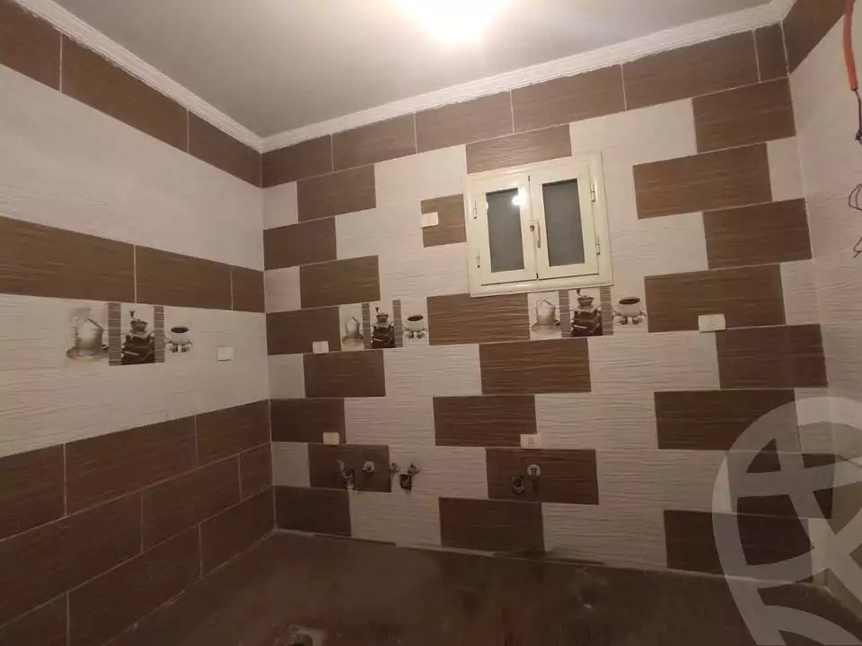https://aqarmap.com.eg/en/listing/5671650-for-sale-alexandria-camp-cesar-port-said-street