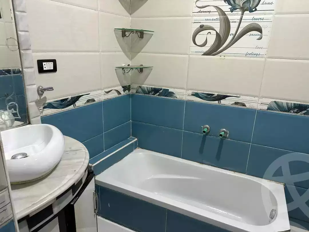 https://aqarmap.com.eg/en/listing/5672094-for-sale-alexandria-el-asafra-shr-45