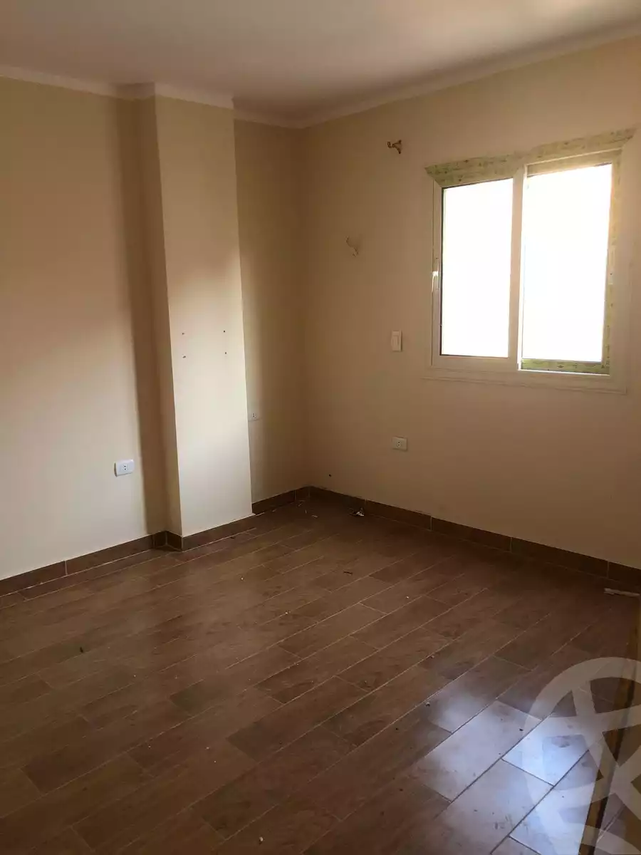 https://aqarmap.com.eg/en/listing/5675472-for-sale-cairo-6th-of-october-el-tawsaat-el-shamalya-hy-2000-qt