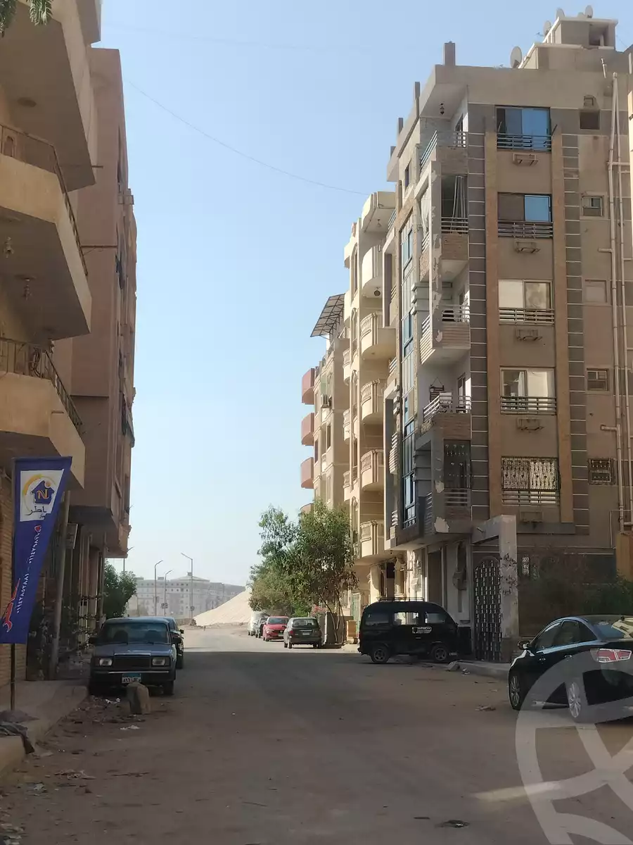 https://aqarmap.com.eg/en/listing/5675743-for-sale-cairo-mokattam-el-hadabah-el-wosta-el-mantaqa-el-rabaa-street-33