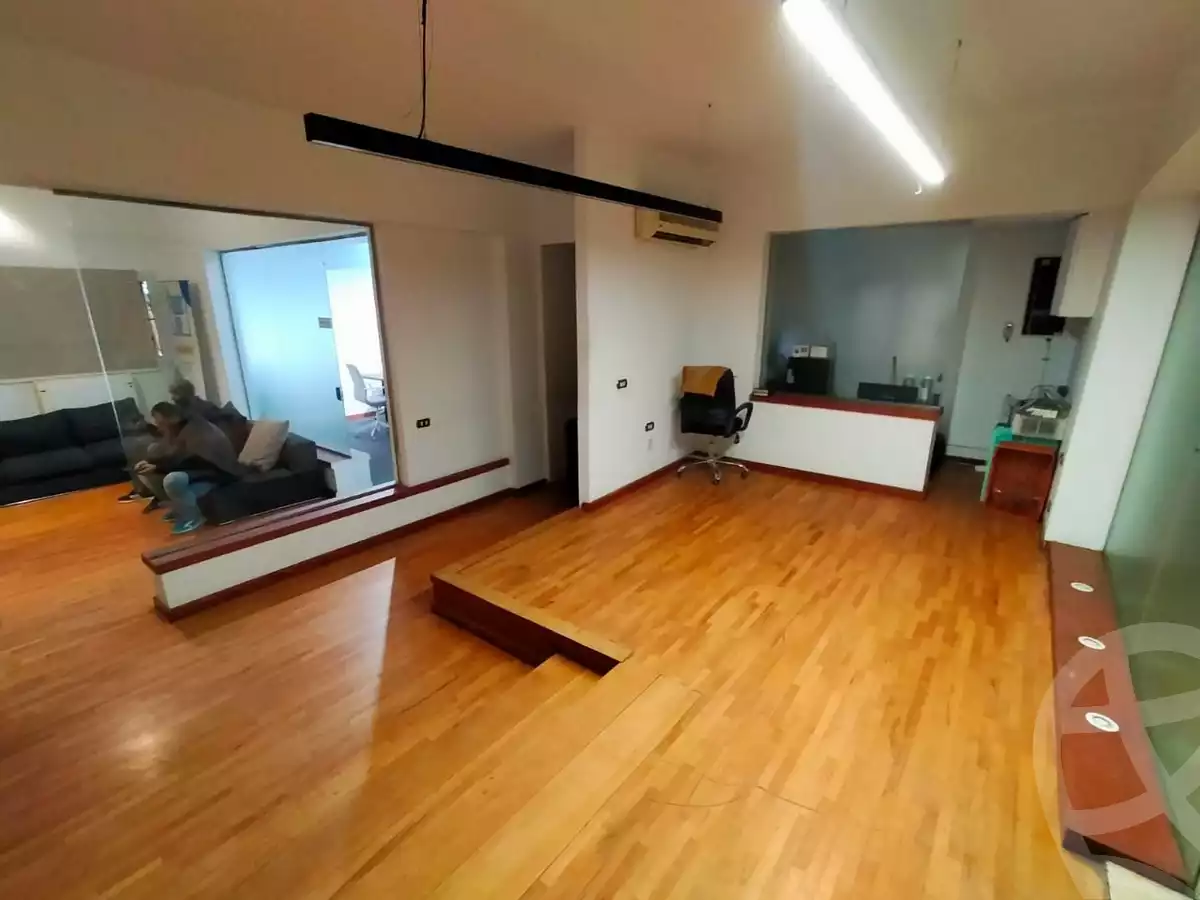 https://aqarmap.com.eg/en/listing/5676581-for-rent-cairo-el-maadi-sarayat-el-maadi-street-86