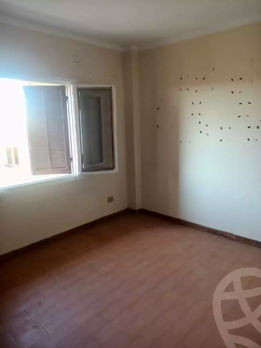 https://aqarmap.com.eg/en/listing/5677613-for-sale-cairo-new-cairo-el-ahyaa-fourth-neighborhood-ahmed-oraby-haroun-al-rasheeed-18-st