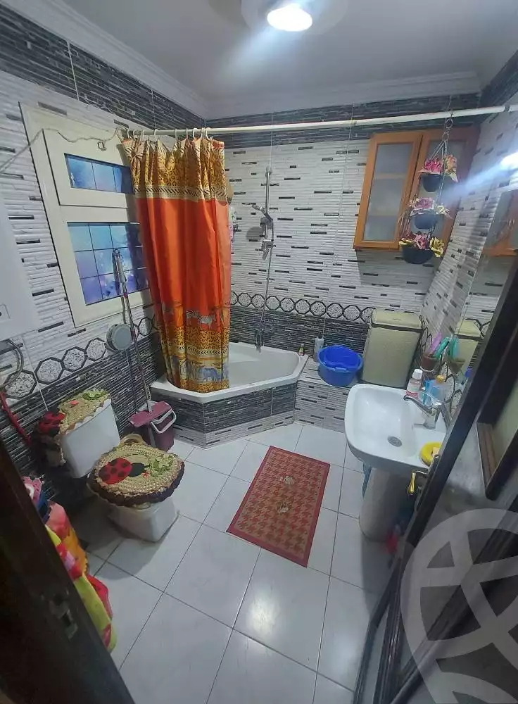 https://aqarmap.com.eg/en/listing/5679032-for-sale-cairo-helwan-helwan-el-sharkeya-abd-el-rahman-pasha-st