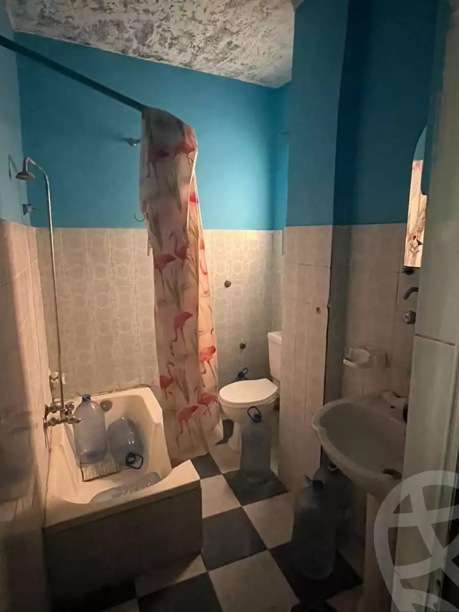 https://aqarmap.com.eg/en/listing/5679077-for-sale-alexandria-l-jmy-lbytsh-mecca-st