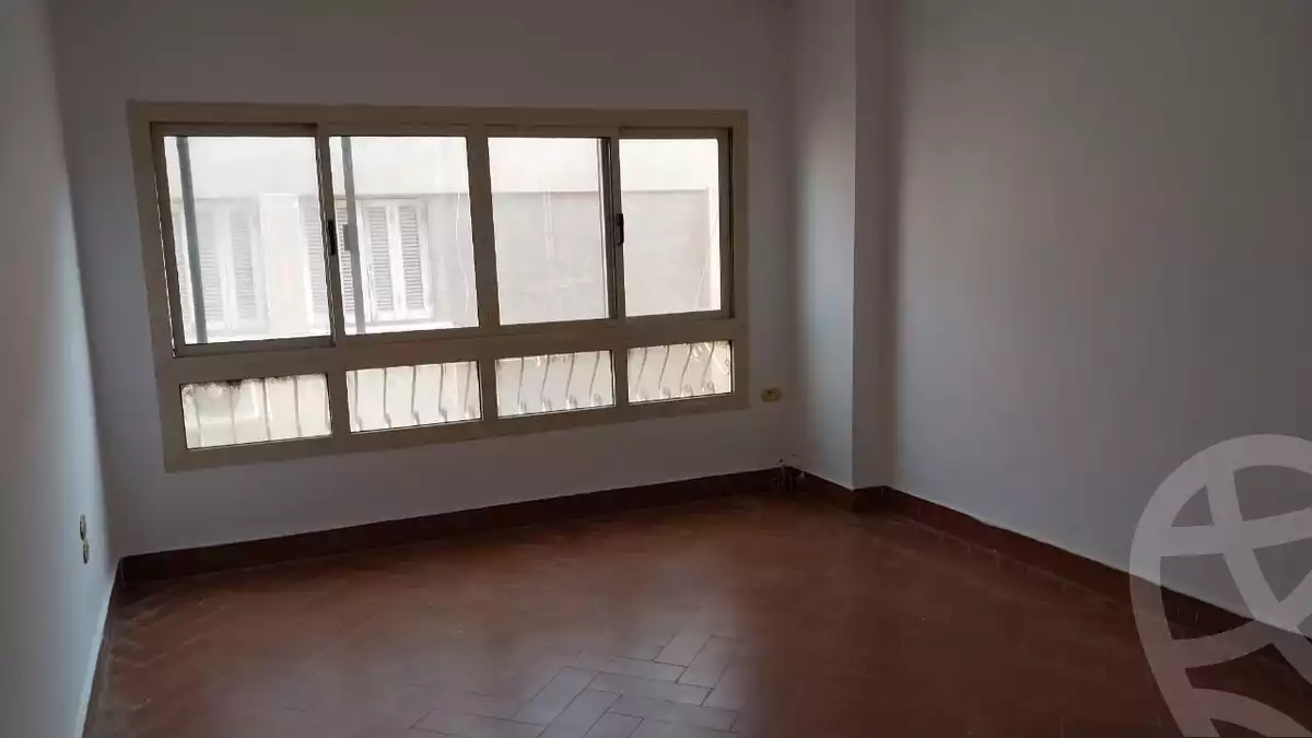 https://aqarmap.com.eg/en/listing/5680803-for-sale-cairo-mokattam-lhdb-l-ly-el-madina-el-monawara-st
