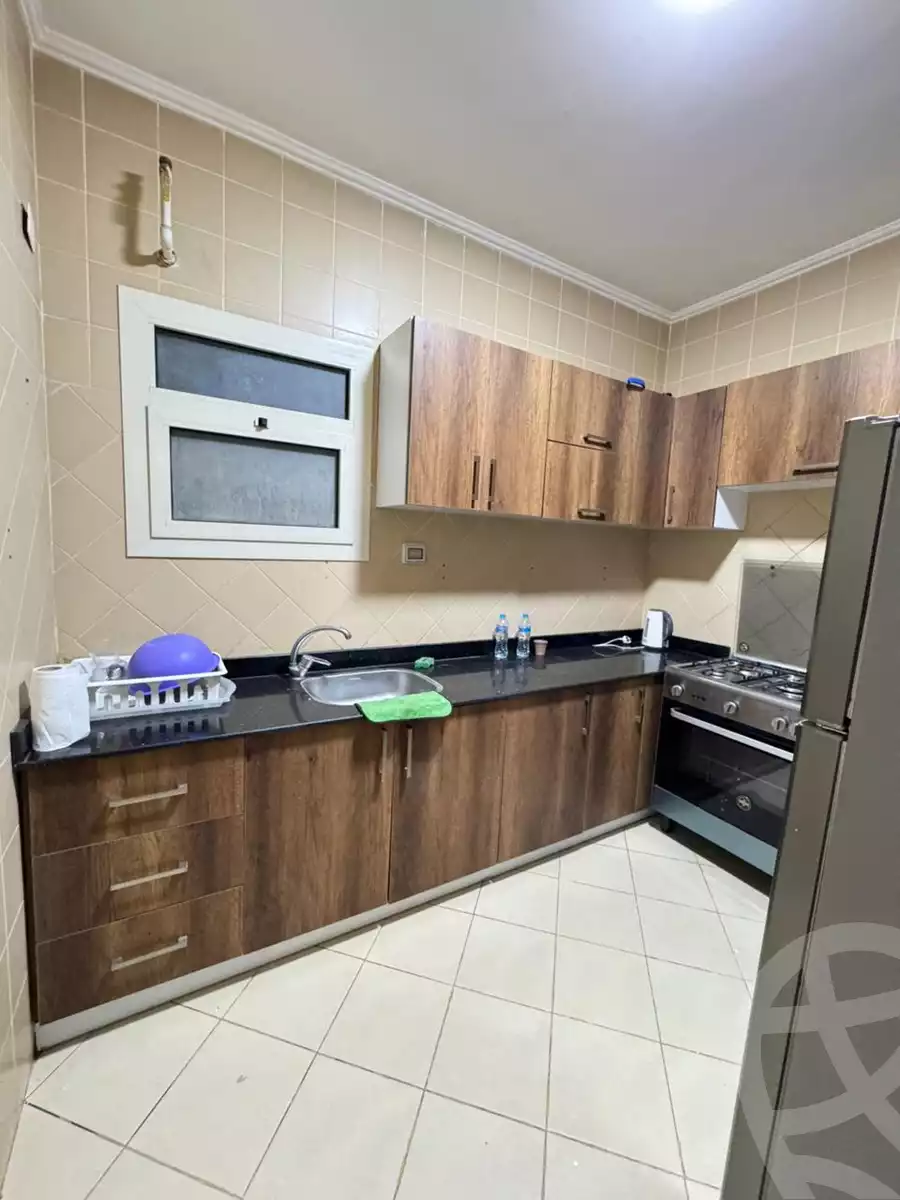 https://aqarmap.com.eg/ar/listing/5680849-for-rent-cairo-el-sheikh-zayed-city-compounds-dh-drys