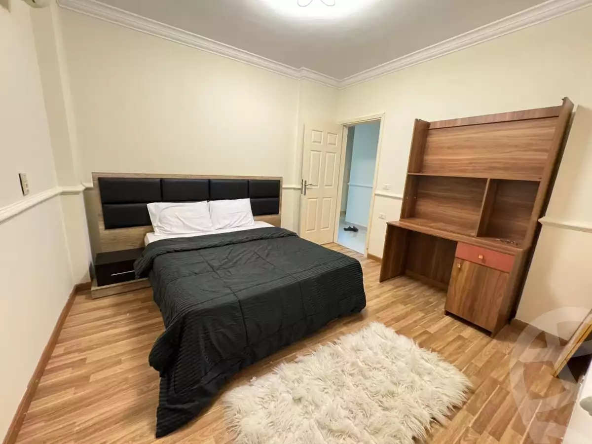 https://aqarmap.com.eg/ar/listing/5680849-for-rent-cairo-el-sheikh-zayed-city-compounds-dh-drys