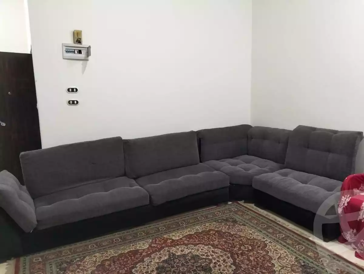 https://aqarmap.com.eg/en/listing/5680871-for-rent-alexandria-l-jmy-el-kilo-21