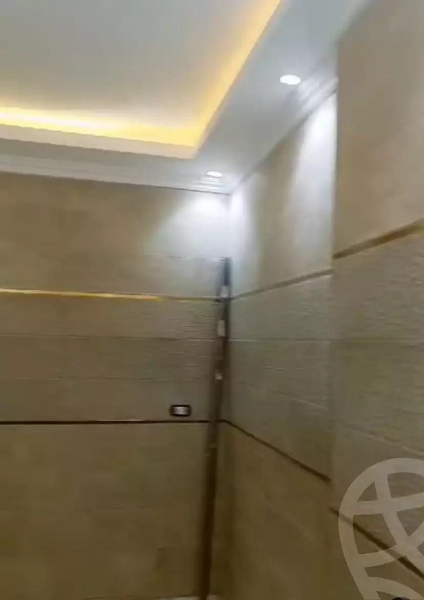https://aqarmap.com.eg/ar/listing/5680968-for-sale-cairo-el-haram-shareaa-khatem-el-morsalen