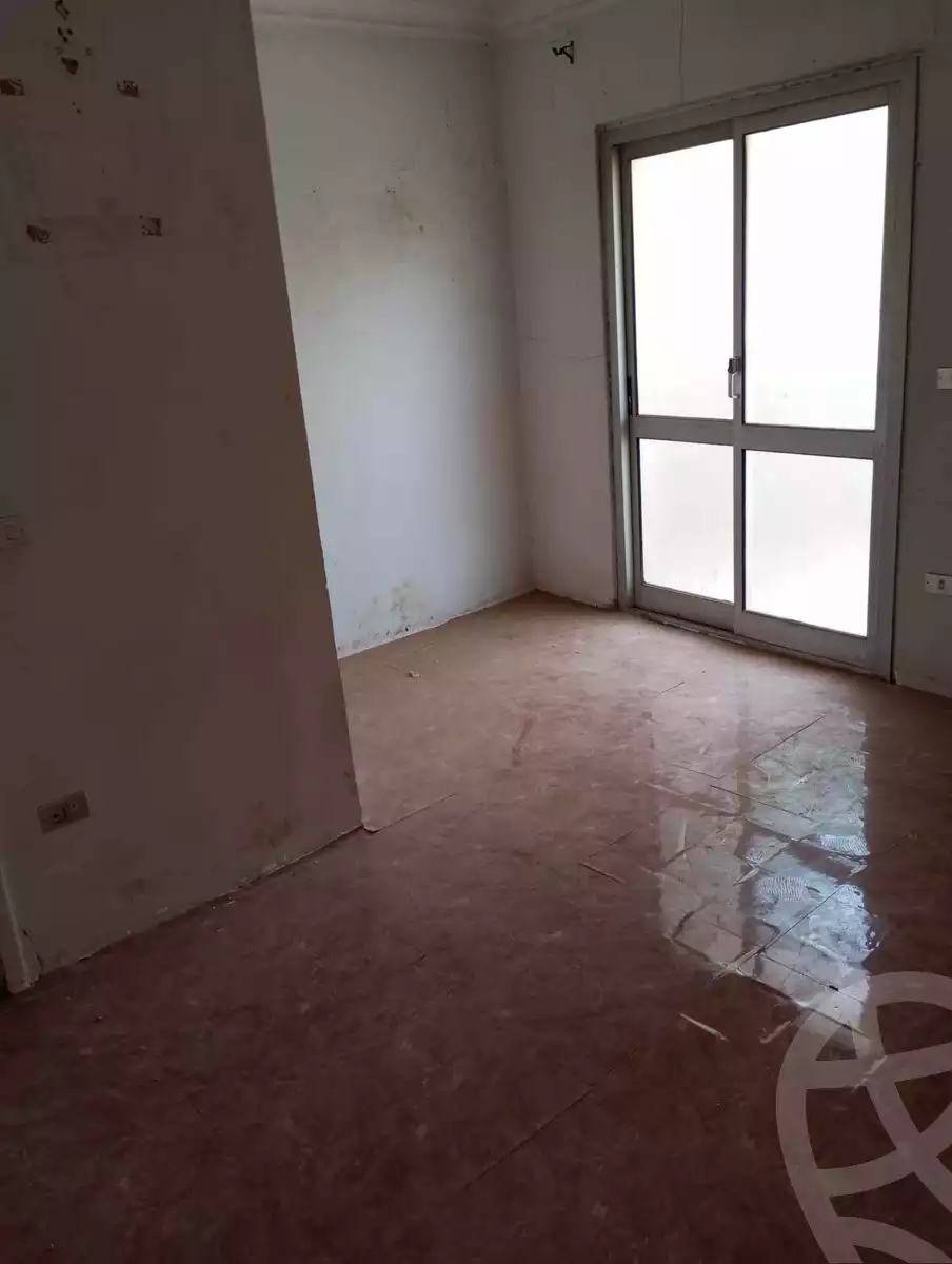 https://aqarmap.com.eg/en/listing/5681049-for-sale-cairo-el-haram-shareaa-el-haram
