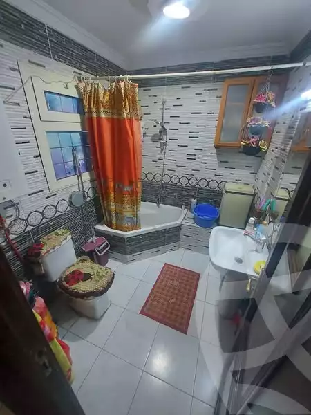 https://aqarmap.com.eg/en/listing/5684857-for-sale-cairo-helwan-helwan-el-sharkeya-abd-el-rahman-pasha-st