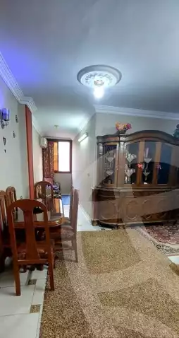 https://aqarmap.com.eg/ar/listing/5685401-for-sale-cairo-ain-shams-jsr-lswys
