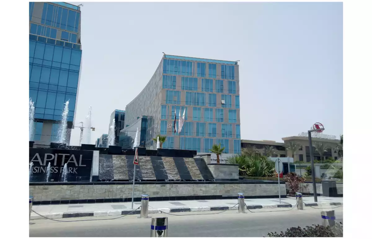 https://aqarmap.com.eg/en/listing/5686664-for-sale-cairo-el-sheikh-zayed-city-compounds-capital-business-park