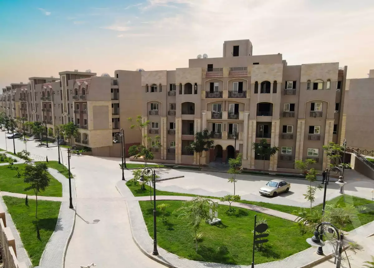 https://aqarmap.com.eg/en/listing/5688883-for-sale-cairo-new-cairo-compounds-rock-vera