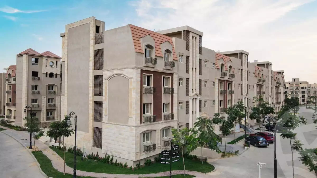 https://aqarmap.com.eg/ar/listing/5688944-for-sale-cairo-new-cairo-compounds-rock-vera