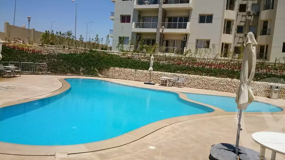 https://aqarmap.com.eg/ar/listing/5689006-for-rent-cairo-el-sheikh-zayed-city-compounds-dh-drys