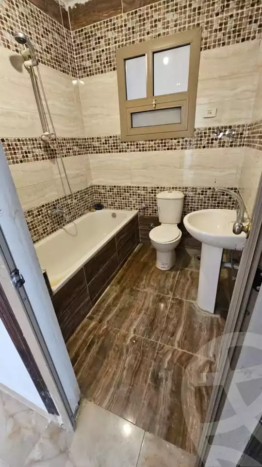 https://aqarmap.com.eg/en/listing/5692366-for-sale-cairo-hadayek-el-ahram-mntq