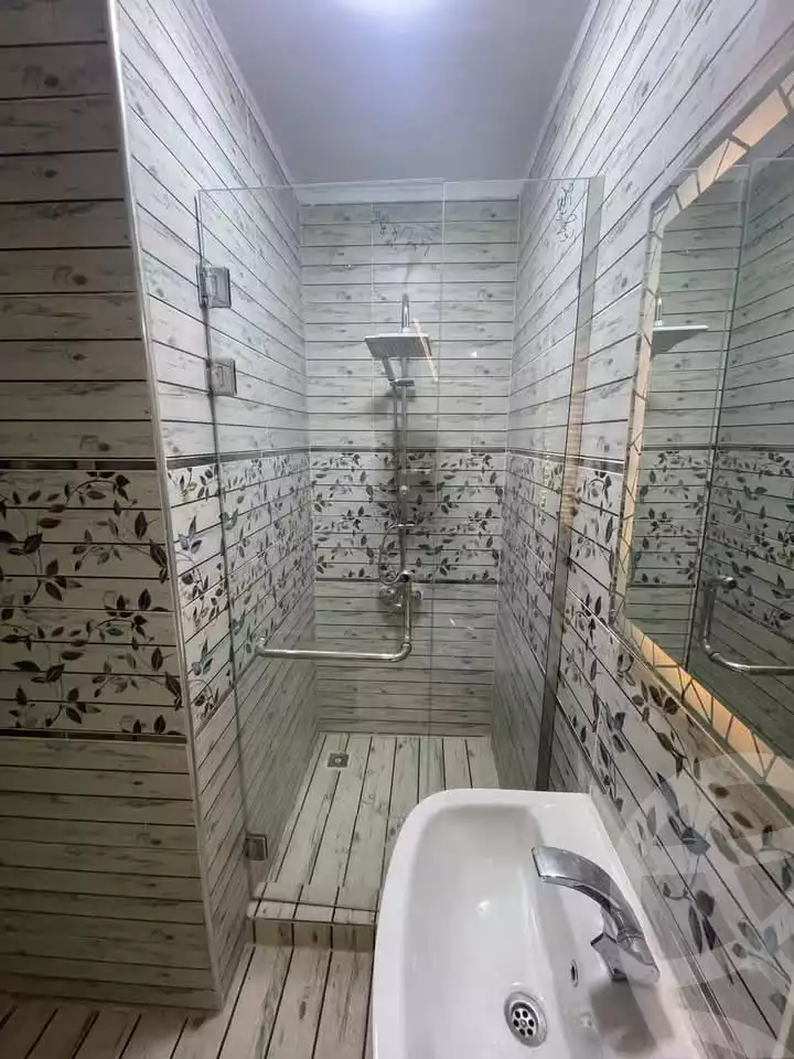 https://aqarmap.com.eg/en/listing/5693235-for-sale-alexandria-l-jmy-lbytsh-khalil-ballw-st