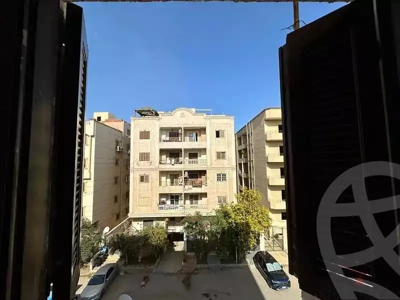 https://aqarmap.com.eg/ar/listing/5695873-for-sale-cairo-new-cairo-el-narges-el-narges-omarat-abdul-rahman-al-rafie-st
