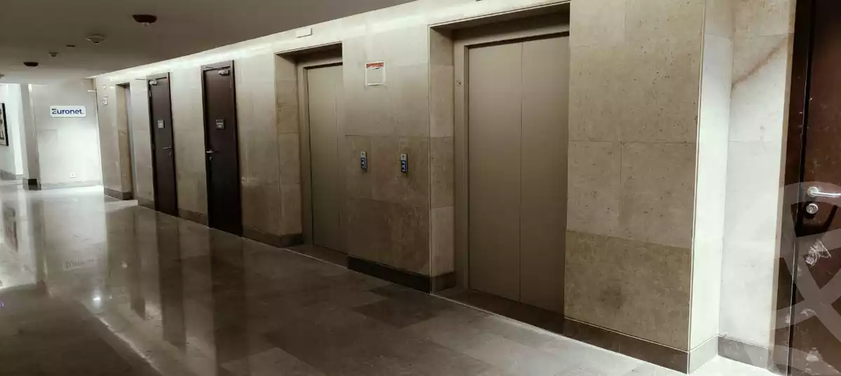 https://aqarmap.com.eg/ar/listing/5696016-for-rent-cairo-el-sheikh-zayed-city-compounds-dh-bwrtl-mwl-swdyk
