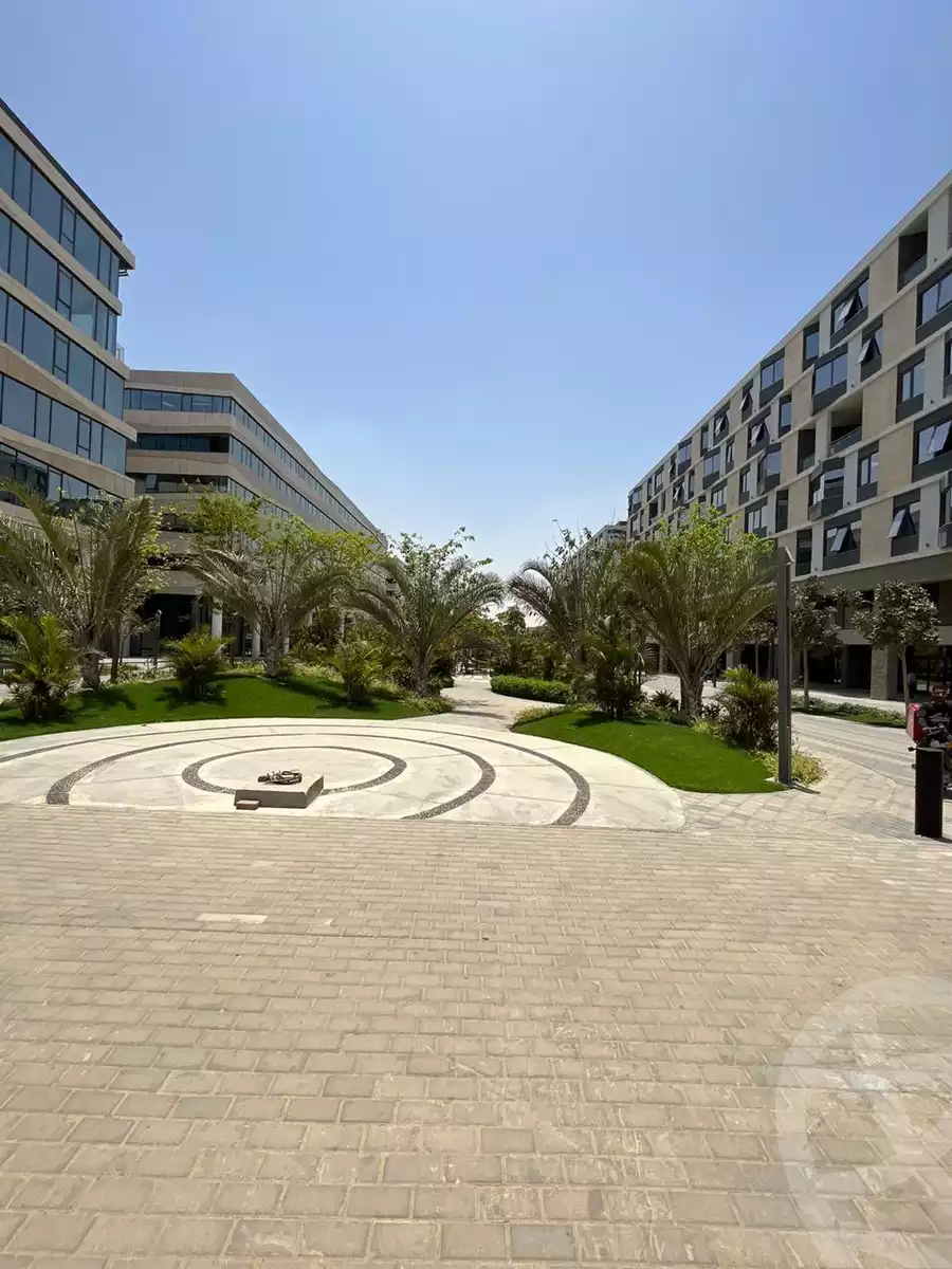 https://aqarmap.com.eg/ar/listing/5696016-for-rent-cairo-el-sheikh-zayed-city-compounds-dh-bwrtl-mwl-swdyk