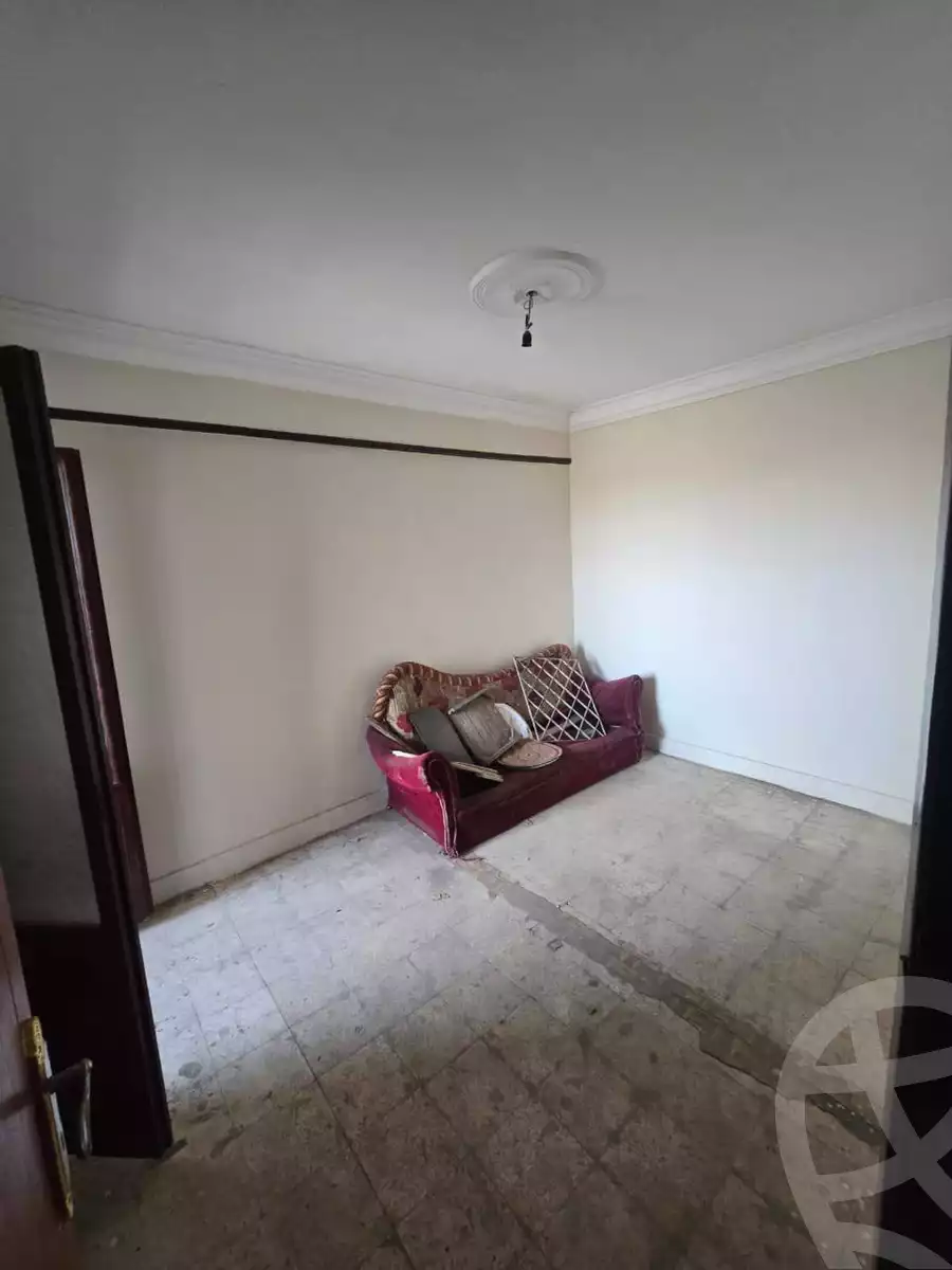 https://aqarmap.com.eg/ar/listing/5697850-for-sale-alexandria-l-jmy-lbytsh-al-andalous-wa-al-hgaz-st