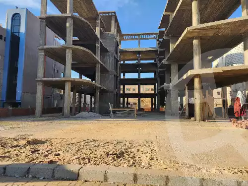 https://aqarmap.com.eg/en/listing/5698498-for-sale-cairo-new-cairo-90th-street-south-teseen-st