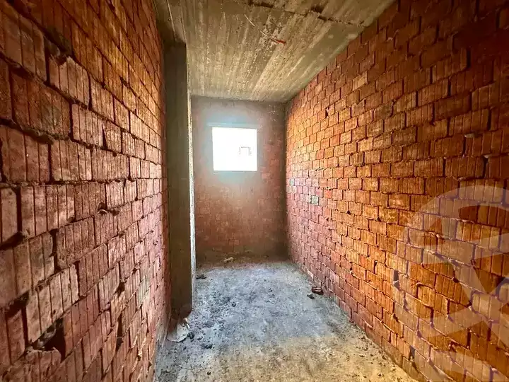 https://aqarmap.com.eg/en/listing/5698527-for-sale-cairo-mokattam-el-hadabah-el-wosta-6th-zone-salah-eldeen-alayobi-st