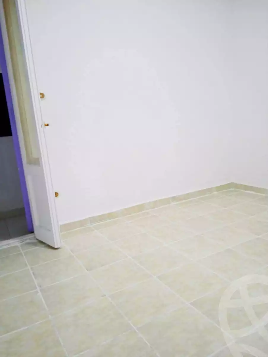 https://aqarmap.com.eg/en/listing/5699636-for-rent-alexandria-l-jmy-el-kilo-21