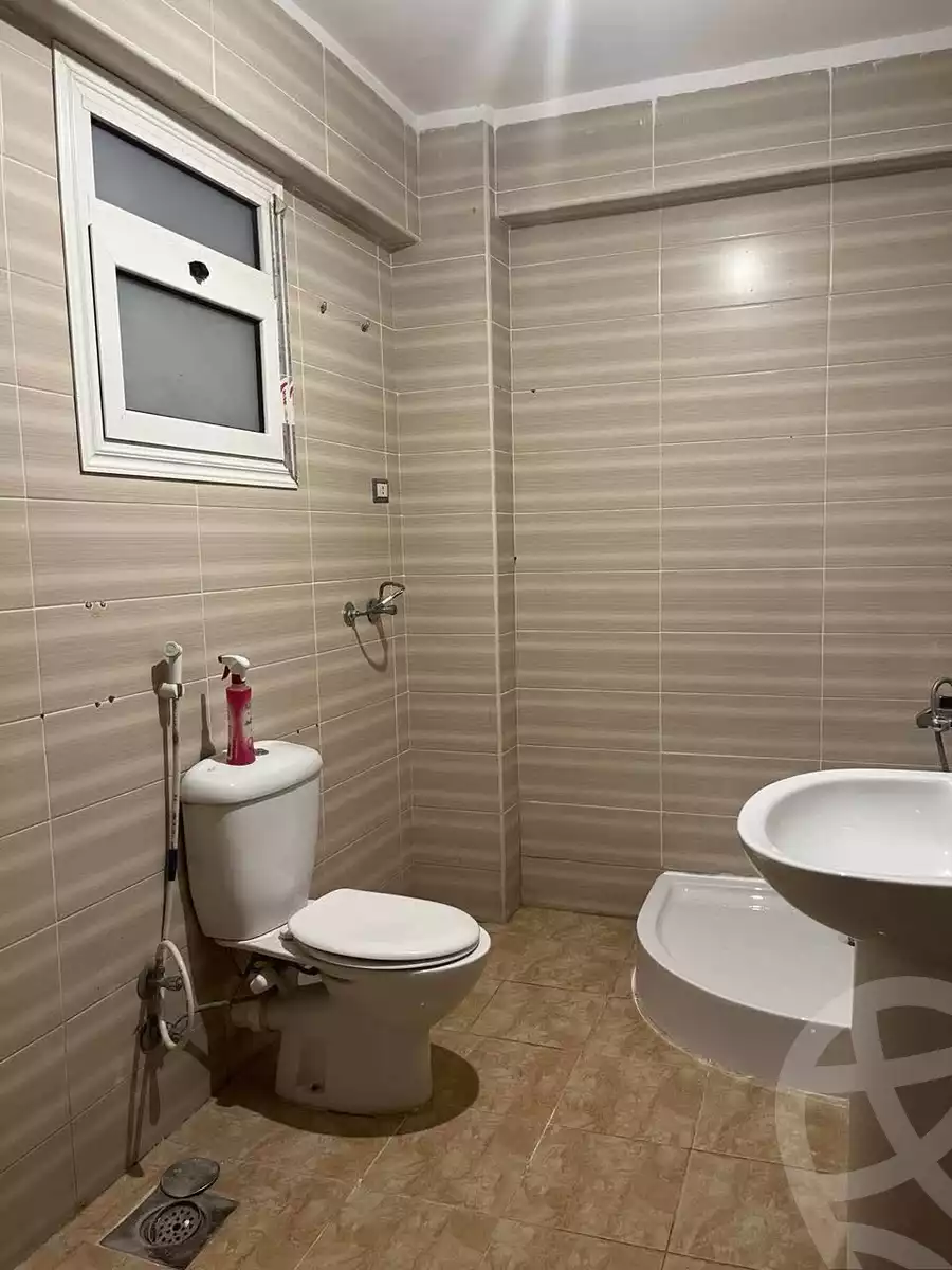 https://aqarmap.com.eg/en/listing/5700094-for-rent-cairo-new-cairo-south-investors-doctor-hatem-dawood-st